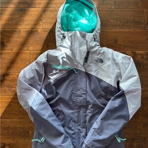 Women’s North Face Tri-Climate 3 in 1 Jacket